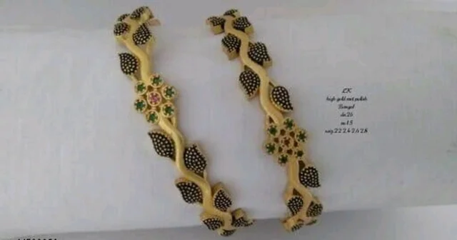 Twinkling Chic Designer Bangle -Antique Gold Leaf Pattern Bracelet Style - 2.6